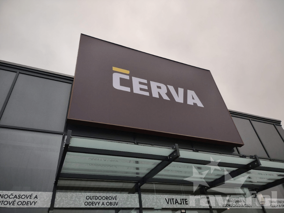  Außenwerbung Cerva