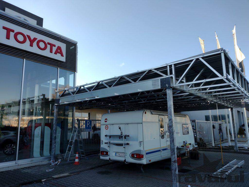 Toyota Ravafol Fasada